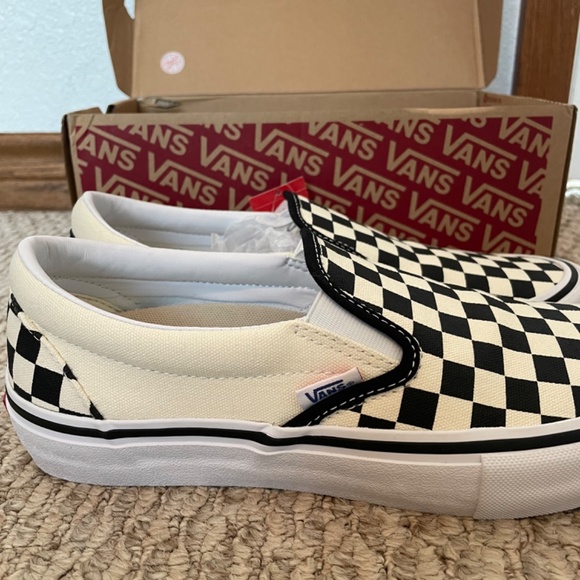 Vans Checkerboard Slip On NWT - Picture 7 of 9